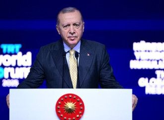 Türk Mədəniyyəti və İrsi Fondunun prezidenti Aktotı Raimkulova TRT World Forum 2025-də iştirak edib