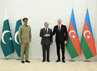 Prezident İlham Əliyevin Pakistanın Baş naziri ilə məhdud tərkibdə görüşü olub