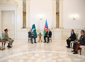 Prezident İlham Əliyevin Pakistanın Baş naziri ilə məhdud tərkibdə görüşü olub