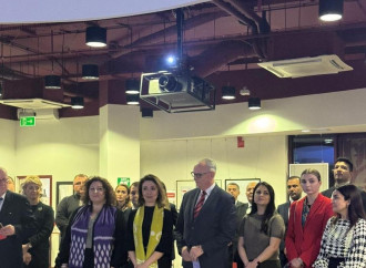 Zəfər Günü ərəfəsində Azərbaycan xalçası Polşa Muzeyinə hədiyyə olunub