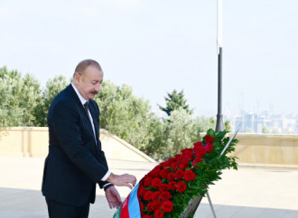 Prezident İlham Əliyev və birinci xanım Mehriban Əliyeva Şəhidlər xiyabanını ziyarət ediblər