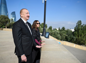 Prezident İlham Əliyev və birinci xanım Mehriban Əliyeva Şəhidlər xiyabanını ziyarət ediblər