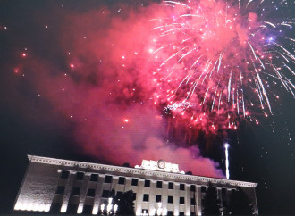 Xankəndidə Zəfərin 5-ci ildönümü münasibətilə atəşfəşanlıq keçirilib (FOTO)
