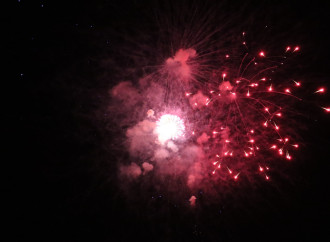 Xankəndidə Zəfərin 5-ci ildönümü münasibətilə atəşfəşanlıq keçirilib (FOTO)