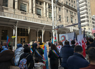 Nyu Yorkun məşhur parkında Azərbaycanın Dövlət Bayrağı ucaldılıb (FOTO)