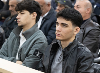 Ermənistan vətəndaşlarının məhkəməsində təqsirləndirilən şəxslərin cəzalandırılmasına dair prokurorların təklifləri səsləndirilib