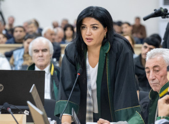 Ermənistan vətəndaşlarının məhkəməsində təqsirləndirilən şəxslərin cəzalandırılmasına dair prokurorların təklifləri səsləndirilib