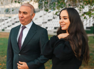 Heydər Əliyev Fondunun vitse-prezidenti Leyla Əliyeva Mingəçevirdə yerləşən avarçəkmə bazasında idmançılarla görüşüb