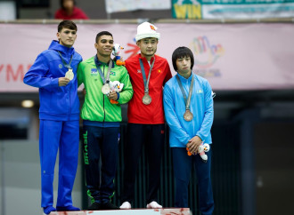 Azərbaycanın idman tarixində ilk deflimpiya medalı