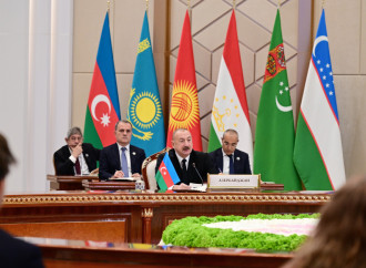 Prezident İlham Əliyev Mərkəzi Asiya Dövlət Başçılarının 7-ci Məşvərət Görüşünün iclasında çıxış edib (YENİLƏNİB-2) (FOTO)