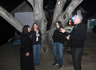 Leyla Əliyeva və Arzu Əliyeva Astarada Pəncəli Teymurovun ailəsini ziyarət ediblər