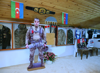 Leyla Əliyeva və Arzu Əliyeva Astarada Pəncəli Teymurovun ailəsini ziyarət ediblər