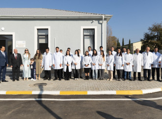 Leyla Əliyeva və Alena Əliyeva Lənkəran Dövlət Universitetinin nəzdində yaradılmış Baytarlıq Klinikası ilə tanış olublar