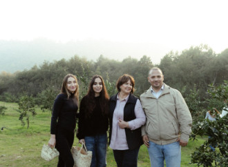 Leyla Əliyeva, Arzu Əliyeva və Alena Əliyeva Lənkəranda fermer təsərrüfatı ilə tanış olublar