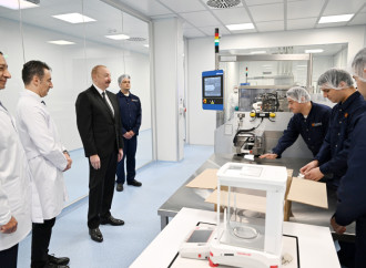 Prezident İlham Əliyev dərman preparatları istehsalı müəssisəsinin açılışında iştirak edib