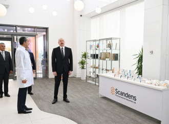 Prezident İlham Əliyev dərman preparatları istehsalı müəssisəsinin açılışında iştirak edib