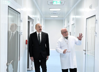 Prezident İlham Əliyev dərman preparatları istehsalı müəssisəsinin açılışında iştirak edib