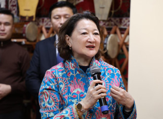 Astanada İncəsənət Muzeyinin təntənəli açılışı və ustad sənətkarların hazırladığı musiqi alətlərinin rəsmi təqdimatı keçirilib