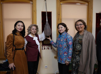 Astanada İncəsənət Muzeyinin təntənəli açılışı və ustad sənətkarların hazırladığı musiqi alətlərinin rəsmi təqdimatı keçirilib