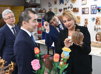 Qazaxıstan nümayəndə heyətləri DOST İnklüziv İnkişaf və Yaradıcılıq Mərkəzi ilə tanış olublar