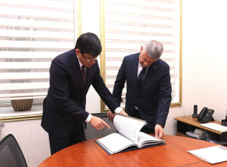 Macarıstanın Azərbaycandakı səfiri Diaspor Komitəsində olub