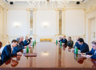 Prezident İlham Əliyev Birləşmiş Krallığın müdafiə üzrə dövlət nazirini qəbul edib