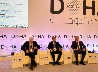 Hikmət Hacıyev və Armen Qriqoryan panel müzakirəsində iştirak ediblər