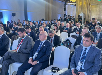 Hikmət Hacıyev və Armen Qriqoryan panel müzakirəsində iştirak ediblər