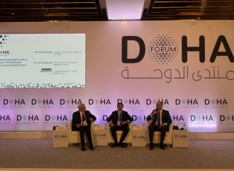 Hikmət Hacıyev və Armen Qriqoryan panel müzakirəsində iştirak ediblər