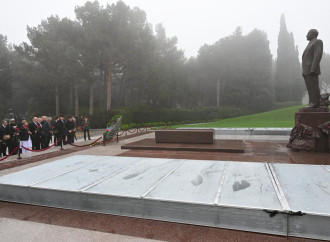 "İƏT Mədəniyyət Festivalı: Bakı Yaradıcı Həftə – 2025”in rəsmi qonaqları Ümummilli Lider Heydər Əliyevin məzarını ziyarət ediblər