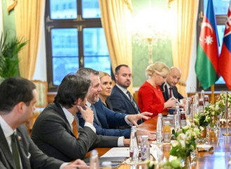 Bratislavada Prezident İlham Əliyevin Slovakiya Prezidenti ilə geniş tərkibdə görüşü olub