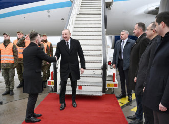 Prezident İlham Əliyev Slovakiyaya rəsmi səfərə gəlib