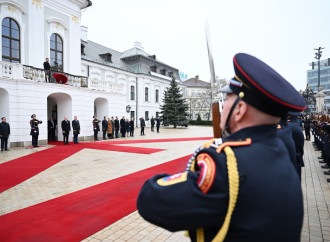 Prezident İlham Əliyevin Bratislavada rəsmi qarşılanma mərasimi olub