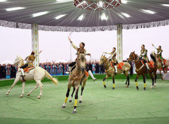 Heydər Əliyev Fondunun vitse-prezidenti Leyla Əliyeva Türkmənistan milli mətbəxinə həsr olunan sərgidə iştirak edib