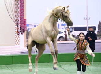 Heydər Əliyev Fondunun vitse-prezidenti Leyla Əliyeva Türkmənistan milli mətbəxinə həsr olunan sərgidə iştirak edib