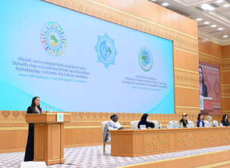 Heydər Əliyev Fondunun vitse-prezidenti Leyla Əliyeva Türkmənistanda beynəlxalq konfransda iştirak edib