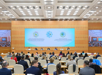 Heydər Əliyev Fondunun vitse-prezidenti Leyla Əliyeva Türkmənistanda beynəlxalq konfransda iştirak edib