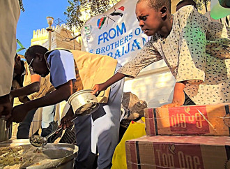 Sudanda humanitar layihə çərçivəsində insanlara  yemək paylanılıb