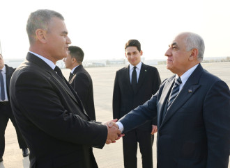 Əli Əsədov Türkmənistana işgüzar səfərə gedib