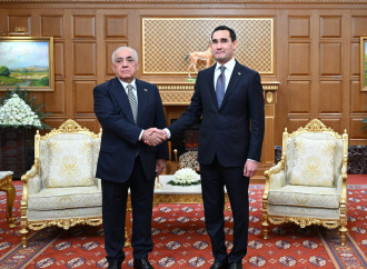 Aşqabadda Əli Əsədov Sərdar Berdiməhəmmədovla Azərbaycan–Türkmənistan əməkdaşlığını müzakirə edib