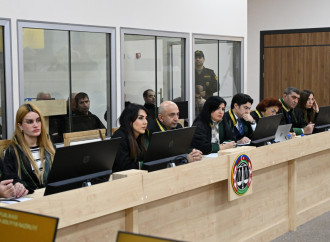 Ermənistan vətəndaşlarının məhkəməsində təqsirləndirilən şəxslərə son söz verilib