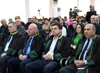 Ermənistan vətəndaşlarının məhkəməsində təqsirləndirilən şəxslərə son söz verilib