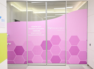 Heydər Əliyev Fondunun vitse-prezidenti Leyla Əliyeva Liv Bona Dea Hospitalında Sümük iliyi nəqli mərkəzinin açılış mərasimində iştirak edib