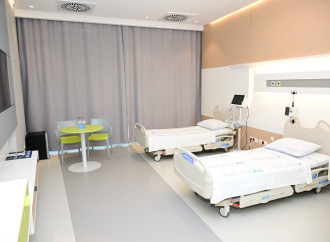 Heydər Əliyev Fondunun vitse-prezidenti Leyla Əliyeva Liv Bona Dea Hospitalında Sümük iliyi nəqli mərkəzinin açılış mərasimində iştirak edib