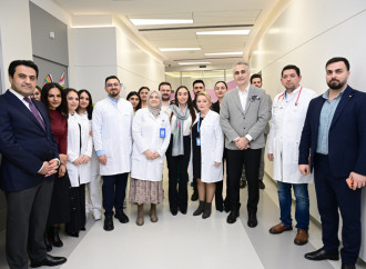 Heydər Əliyev Fondunun vitse-prezidenti Leyla Əliyeva Liv Bona Dea Hospitalında Sümük iliyi nəqli mərkəzinin açılış mərasimində iştirak edib