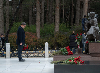 ETSN kollektivi Ulu Öndər Heydər Əliyevin xatirəsini yad edib