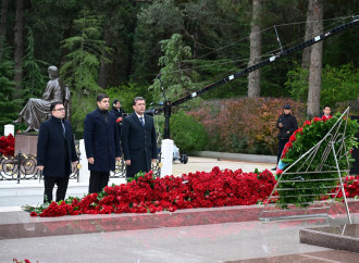 MEDİA və Audiovizual Şura nümayəndələri Ümummilli Lider Heydər Əliyevin məzarını ziyarət ediblər