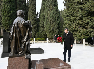 Türkiyənin vitse-prezidenti Cevdet Yılmaz Ümummilli Lider Heydər Əliyevin məzarını ziyarət edib