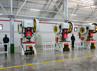 Prezident İlham Əliyev Xocalının Ballıca kəndində ofis mebelləri və mebel aksesuarlarının istehsalı müəssisəsinin açılışında iştirak edib