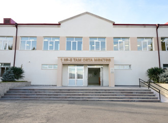 Prezident İlham Əliyev Kərkicahan qəsəbə 1 nömrəli tam orta məktəbin binasının əsaslı təmirdən sonra açılışında iştirak edib